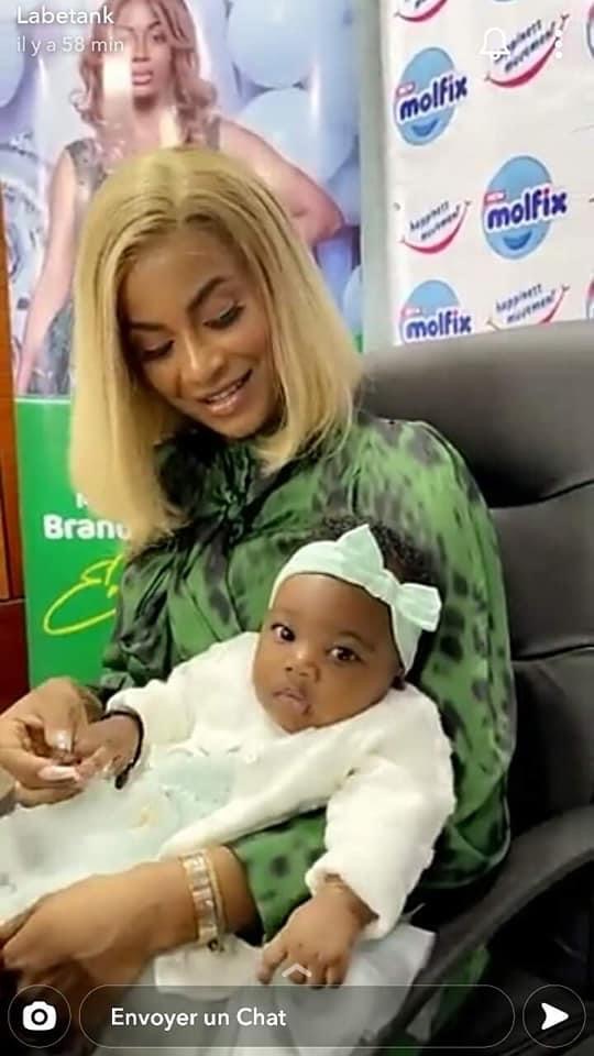 Biscuitdemer's new born baby Sophie becomes Molfix's brand ambassador