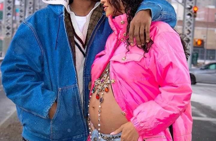 Rihanna Expecting First Baby with A$AP Rocky