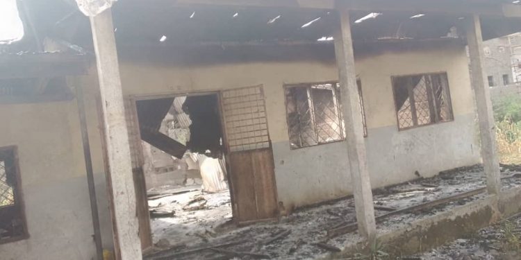 suspected-amba-attack-and-set-classroon-on-fire