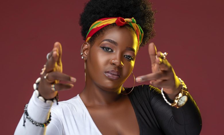 tilla-cameroon-female-rapper