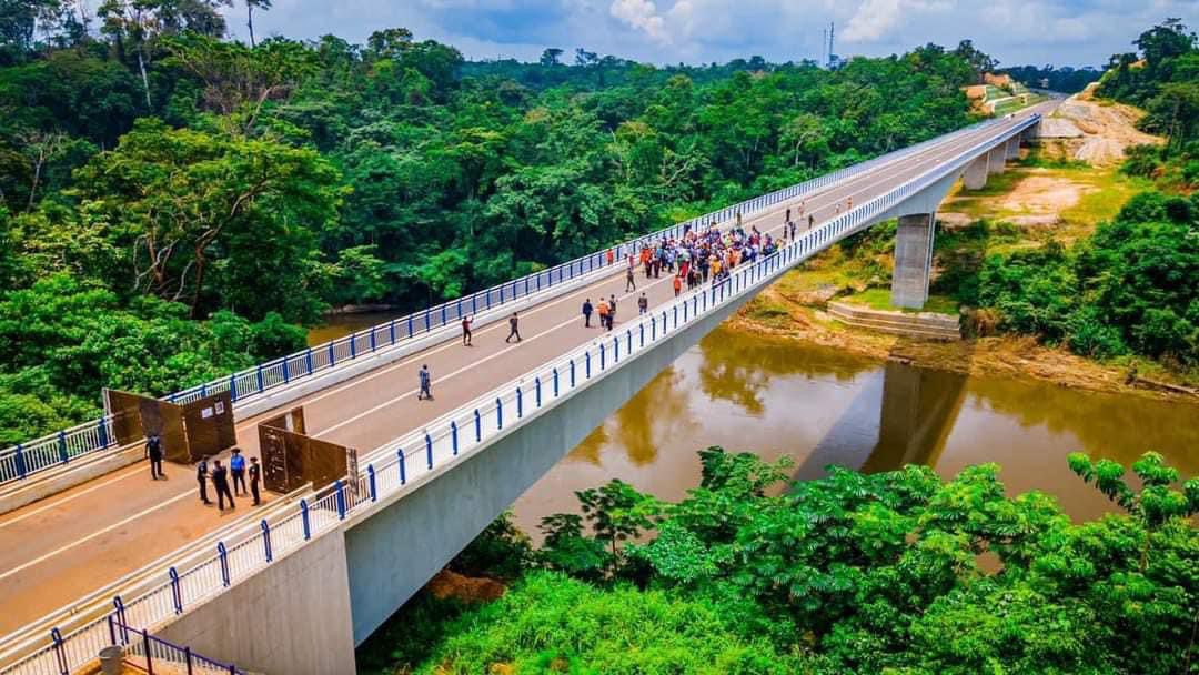 Cameroon and Nigeria inaugurate bridge linking both Nations