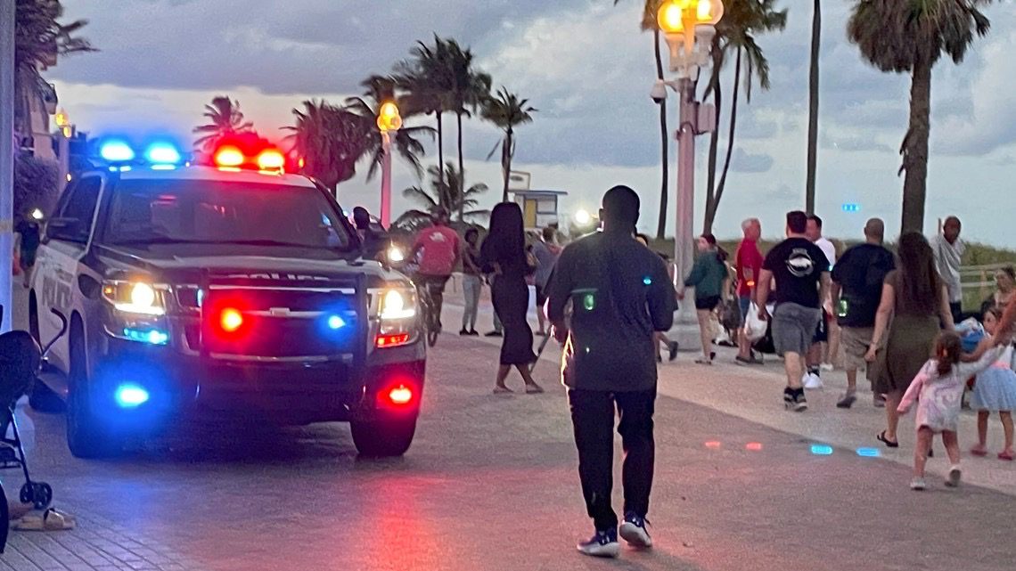 Memorial Day mass shooting at Florida beach leaves at least nine people injured