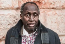 Ng?g? wa Thiong'o Kenyan writer